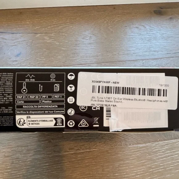 JBL Tune 570BT Wireless Headphones - Black - Picture 3 of 3